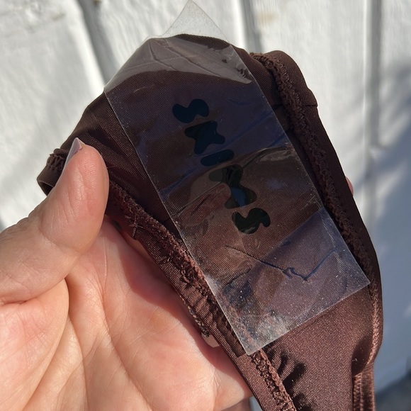 SKIMS SWIM SCOOP NECK ONE PIECE.🤎 - Picture 16 of 16